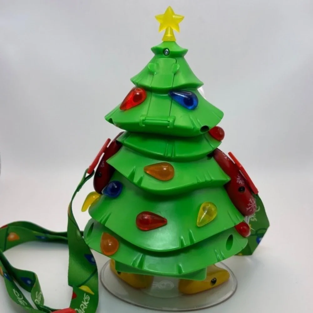 Disney Parks Donald Duck Christmas Tree Light Up Sipper Cup Holiday 2023 Novelty